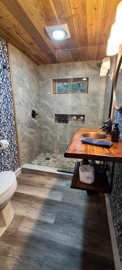 Riverside Retreat Otel Hendersonville Dış mekan fotoğraf